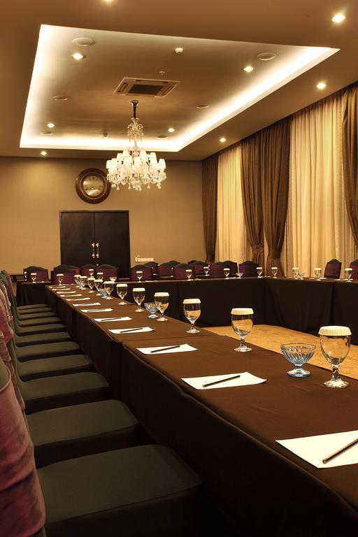 Hotel Amaroossa Grande Bekasi Zewnętrze zdjęcie
