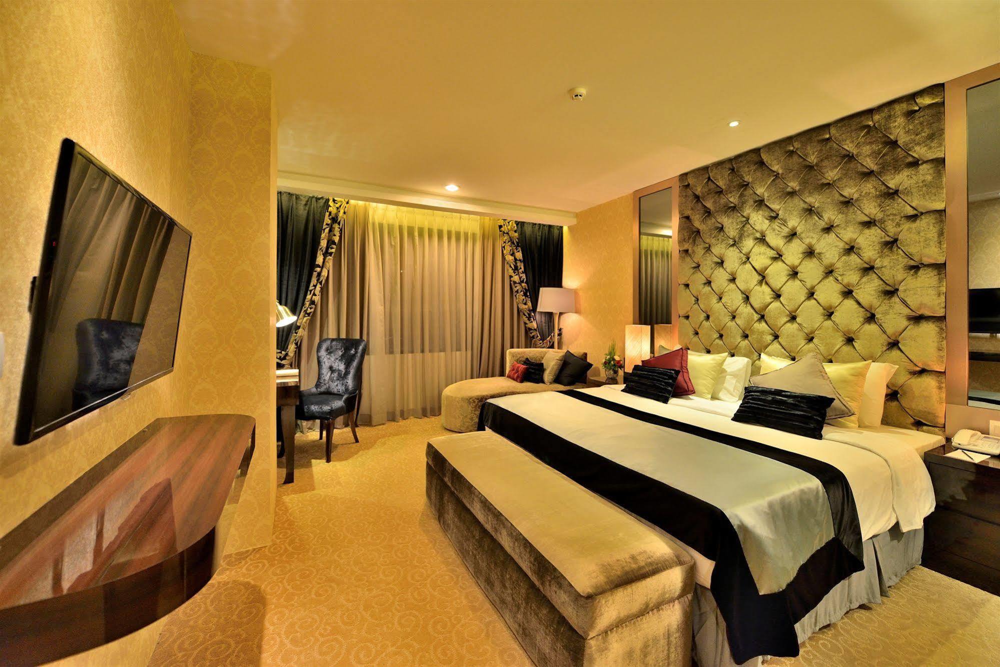 Hotel Amaroossa Grande Bekasi Zewnętrze zdjęcie