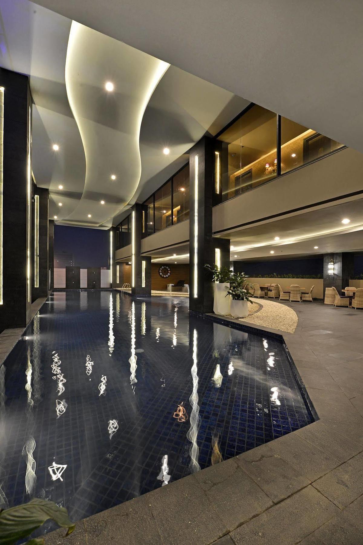 Hotel Amaroossa Grande Bekasi Zewnętrze zdjęcie