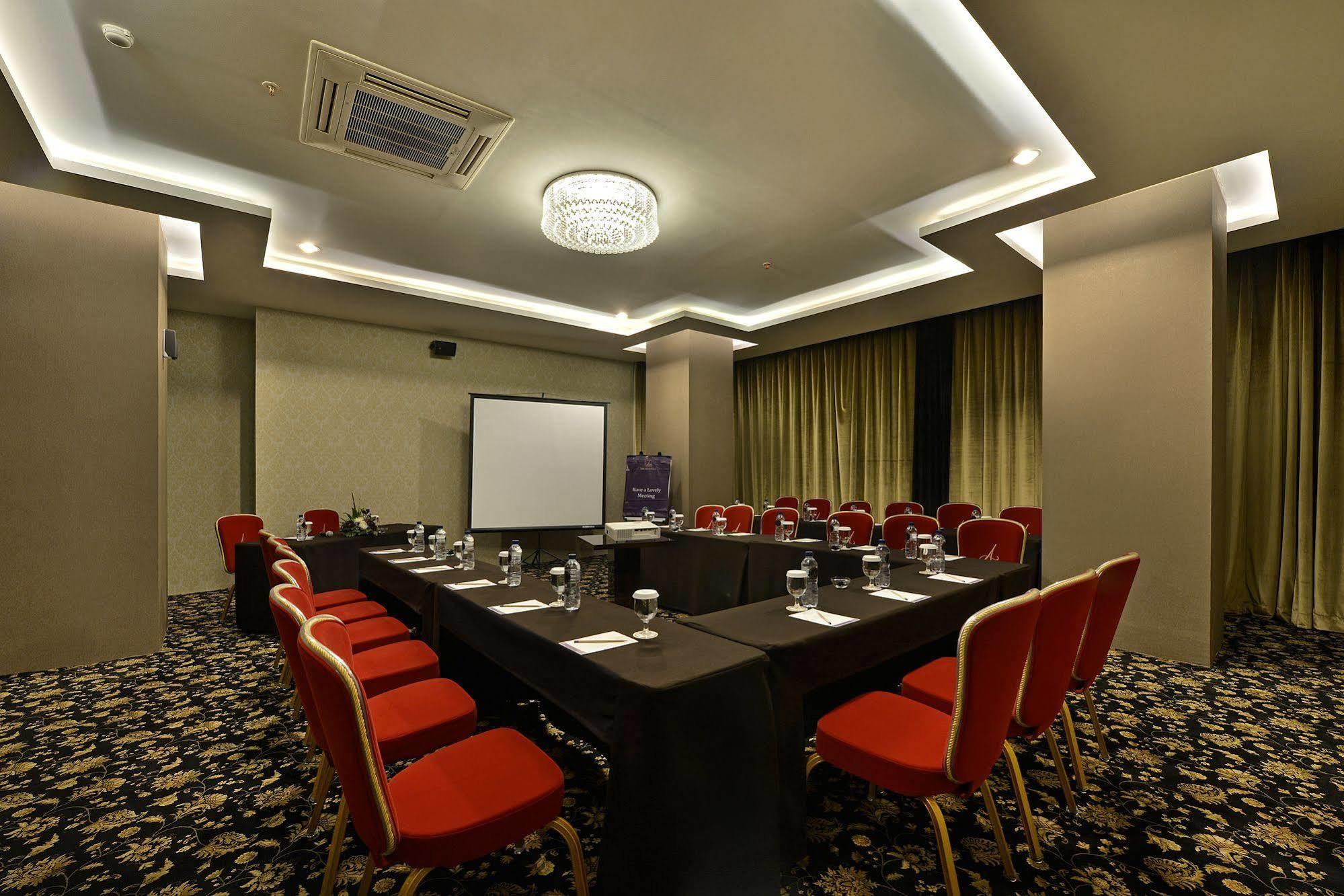Hotel Amaroossa Grande Bekasi Zewnętrze zdjęcie